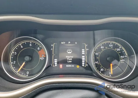 2016 Jeep Cherokee Sport z USA, uszkodzony, nr VIN 1C4PJLAB2GW127255